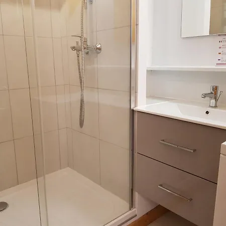 Spacieux A Arc 1600 Avec Balcon, Tele, Wifi Et Animaux Acceptes - Fr-1-411-454 Les Arcs (Savoie)